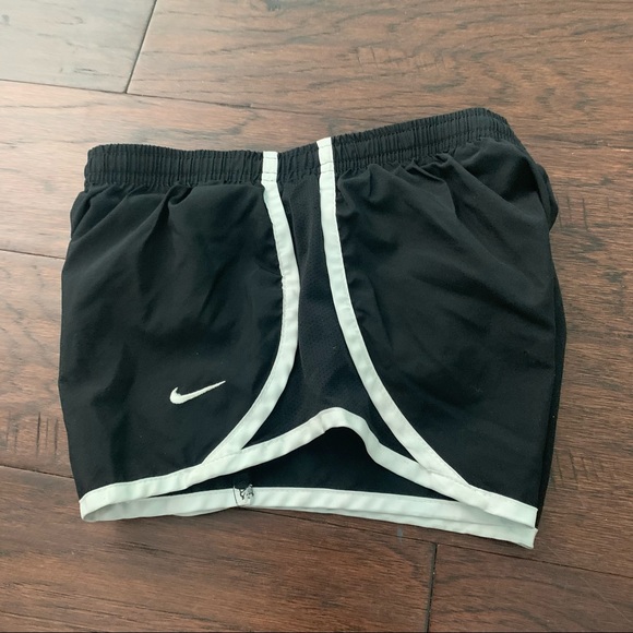 Nike Girls Dri-Fit Exercise Shorts size S - Picture 3 of 7